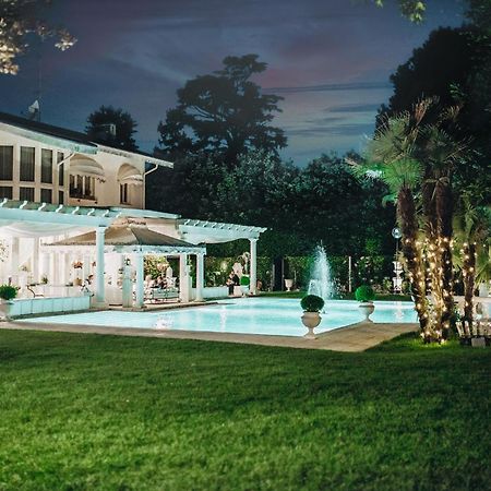 Villa Patrizia Magnago Exterior photo