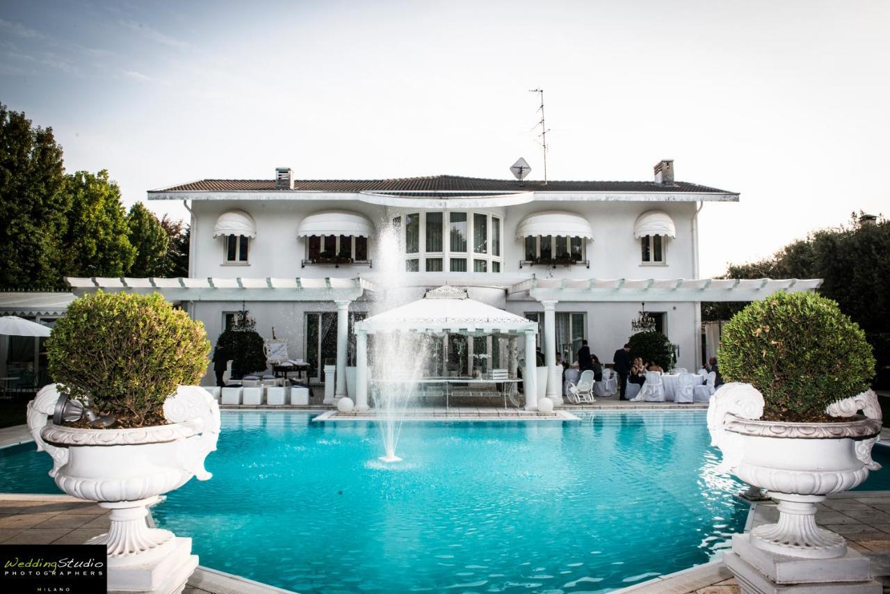 Villa Patrizia Magnago Exterior photo