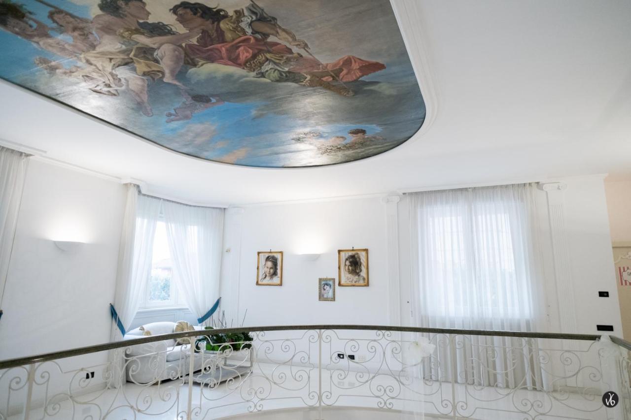 Villa Patrizia Magnago Exterior photo